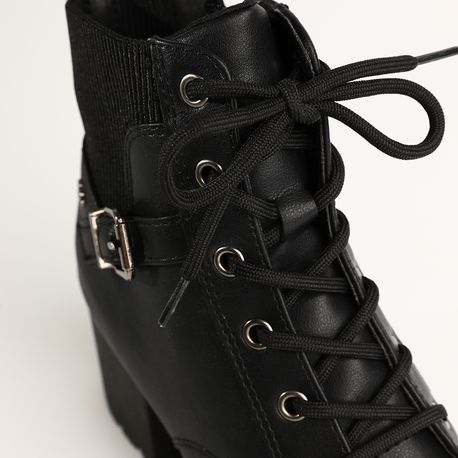 BOTA COTURNO COM SALTO FIVELA G9541 01-PTO ALMERIA 34