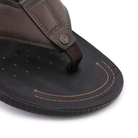 CHINELO 133101 DEDO 133101 02-CRAVO 39