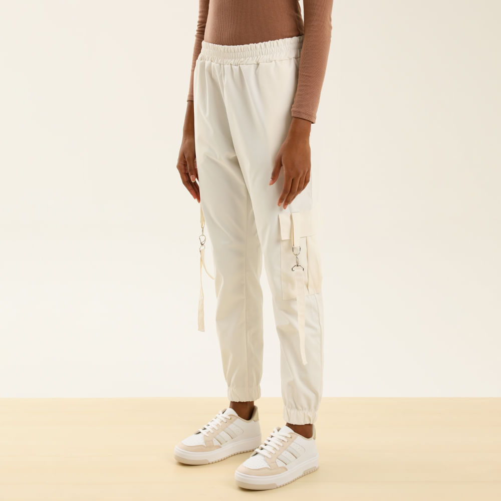 CALCA JOGGER C/ DETALHES NOS BOLSOS 1423 OFF WHITE P