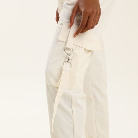 CALCA JOGGER C/ DETALHES NOS BOLSOS 1423 OFF WHITE P