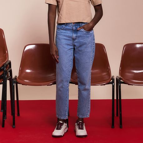 CALÇA JNS RETA C/ BIGODE LAV ESCURA 42000 JEANS ESCURO 36